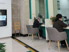 -中国农业银行(上海普陀支行)