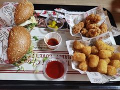 -The Habit Burger Grill 哈比特汉堡(复兴soho店)
