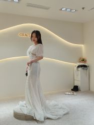 -GRACE KELLY婚纱与礼服(天津店)