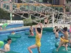 -黄金海岸水上乐园