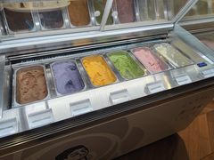 -潮一不贰·法式甜品·生日蛋糕·西式简餐(外滩店)