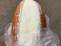 奶油面包-宏发红西饼屋(天津路店)