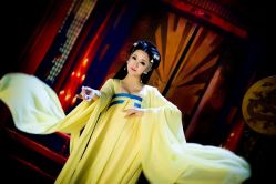 -九月鹰飞汉服摄影工作室