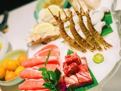 海鲜牛肉双拼-最品火锅