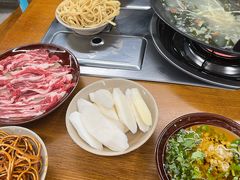 -阳阳老火锅(小南门店)