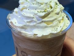 -星巴克(前滩世贸中心店)