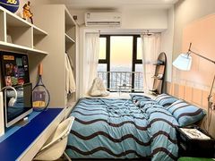 -东方体育中心(地铁站)