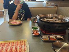 -围炉肉舍•炭烤活鳗•丹东海鲜烤肉(步行街店)