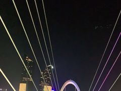 -南京眼步行桥