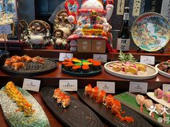 -雍容荟帝王蟹活龙虾展台自助(IFS黑金店)