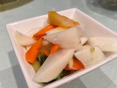 四川泡菜-渝信川菜 · 川味家常菜(财富购物中心店)
