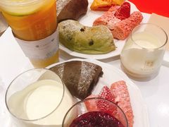 -奈雪的茶(湖滨银泰in77C区PRO店)