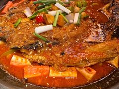 -鸣记脆皮烤鱼·海鲜烤鱼(三八广场店)