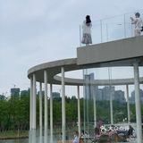 这个夏天谁不喝一颗椰子冰咔我都会伤心的OK？