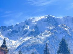 -亚拉雪山风景区