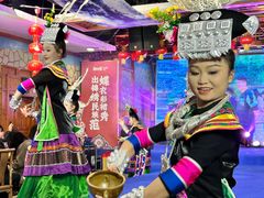 -亮欢寨酸汤鱼(沙冲路店)