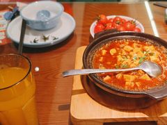 -小六汤包砂煲菜(文景路店)
