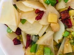 泡椒土豆片-瑜瑜饭馆