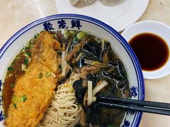 -聚笼鲜美食(凤凰街店)