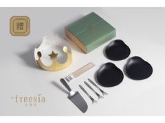 -小苍兰风铃草蛋糕甜品(沈阳店)