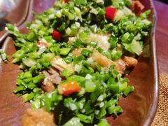 大理风味葱椒鸡-花马天堂云南餐厅 Lost Heaven(高邮路店)