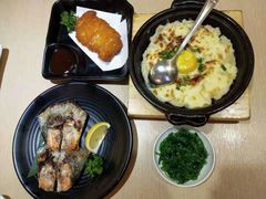 -万岁料理回转寿司(华贸店)