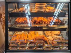 -全家便利店(秀沿路二店)