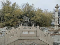 -草场地艺术区