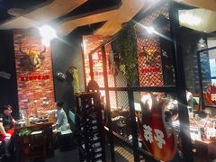 大堂-莽子老火锅(大坪店)