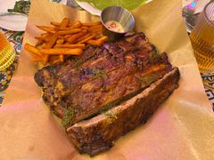 -LESCEDARS Brasserie Bistro香柏树