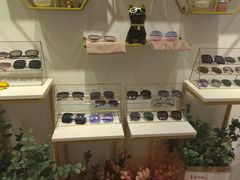 -肆兮眼镜·蔡司·徕卡战略合作店(大坪店)