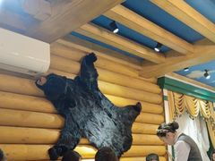 -米德维奇俄式西餐厅(西六道街店)