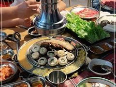 -青瓦炭韩潮烤肉(花园道店)