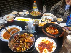 -东口码头·烧鸽子·鱼头泡饼·地方菜(金鹰悦城店)