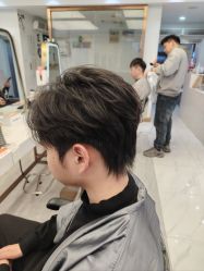 -镁连社·美联社