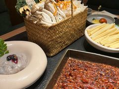 -大龙燚·旷野鲜火锅(广州首店)