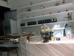 -UNI UNI(环亚凯瑟琳店)