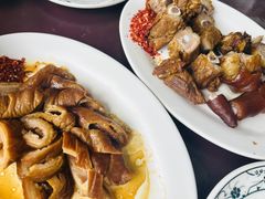 -老鼎万春卤菜(五代传承创始老店)