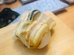 火炙帆立贝手握-村上一屋·亚洲菜融合小馆(南楼店)
