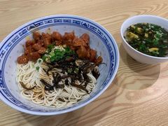 -鲁达面馆本帮风味(共康东路店)