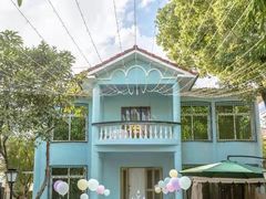 -蓝房子轰趴俱乐部(天鹅湖假日山庄别墅店)