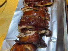 -东方之猪四更烤乳猪(金垦总店)