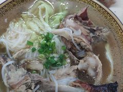 烤鸭米线-老陶包子铺(南大西南村店)