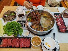 -田村·酸汤鲜牦牛肉火锅(布达拉宫广场店)