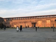 -斯福尔扎古堡