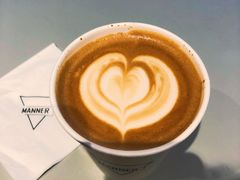 拿铁咖啡-Manner Coffee(港汇恒隆广场店)