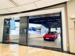 -TESLA 特斯拉(上海太古汇体验店)