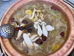 -阿婆情腊排骨火锅(金虹路店)