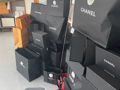 -聚云奢二手奢侈品黄金手表包包回收·中古店(三里屯总店)
