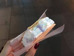 -詹爷爷乌节路街头冰淇淋